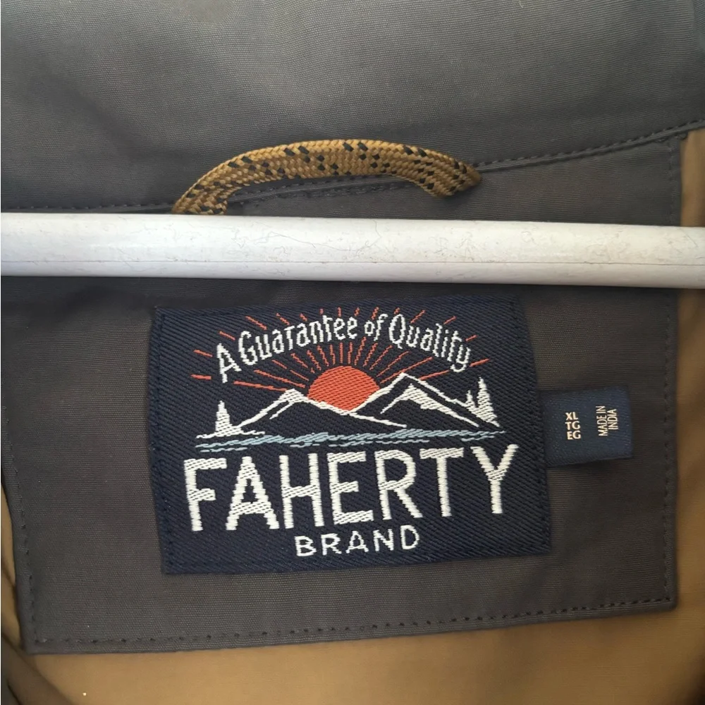 Faherty Dark Brown Hooded Puffer Jacket - Expedition Down Parka - Picture 3 of 5